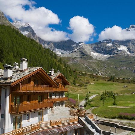 3 Chalets Aparthotel Breuil-Cervinia Εξωτερικό φωτογραφία