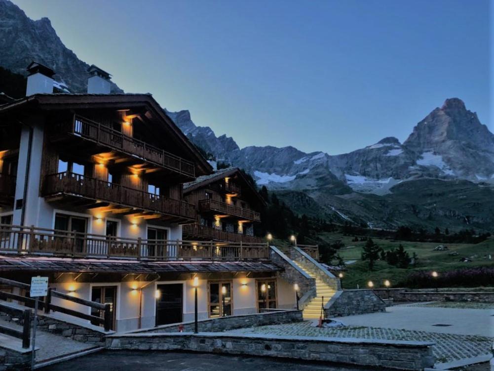 3 Chalets Aparthotel Breuil-Cervinia Εξωτερικό φωτογραφία