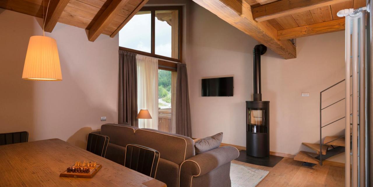 3 Chalets Aparthotel Breuil-Cervinia Εξωτερικό φωτογραφία